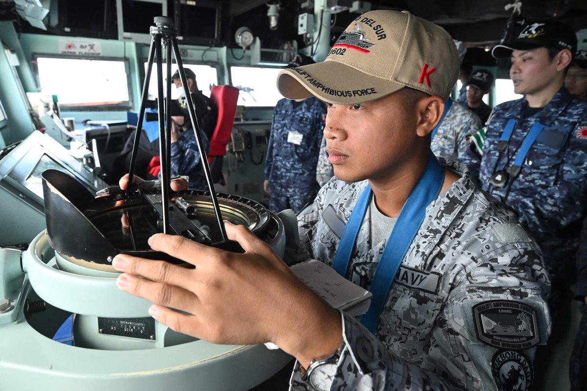 ModJapan_jp's tweet photo. 7月2~10日、防衛省は護衛艦「#かが」で日ASEAN・日太平洋島嶼国乗艦協力プログラム(#SRCP)を実施しました。海洋法セミナーやWPS(女性・平和・安全保障)セミナー、艦上訓練見学などを通じて参加者同士や「かが」乗員との交流・相互理解を深めました🤝防衛省・自衛隊は「自由で開かれたインド太平洋」の実現に取り組みます!