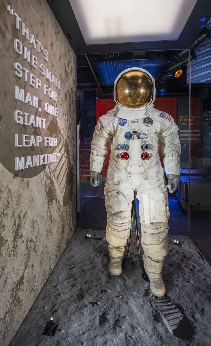 airandspace's tweet photo. The spacesuit worn by Neil Armstrong when he took humanity's first steps on the Moon 57 years ago tonight is on display in “Destination Moon” at the Museum in DC. 

Discover how we conserved this iconic artifact: https://t.co/moydNRIWRu #AirSpacePhoto https://t.co/GTIbRXk79a