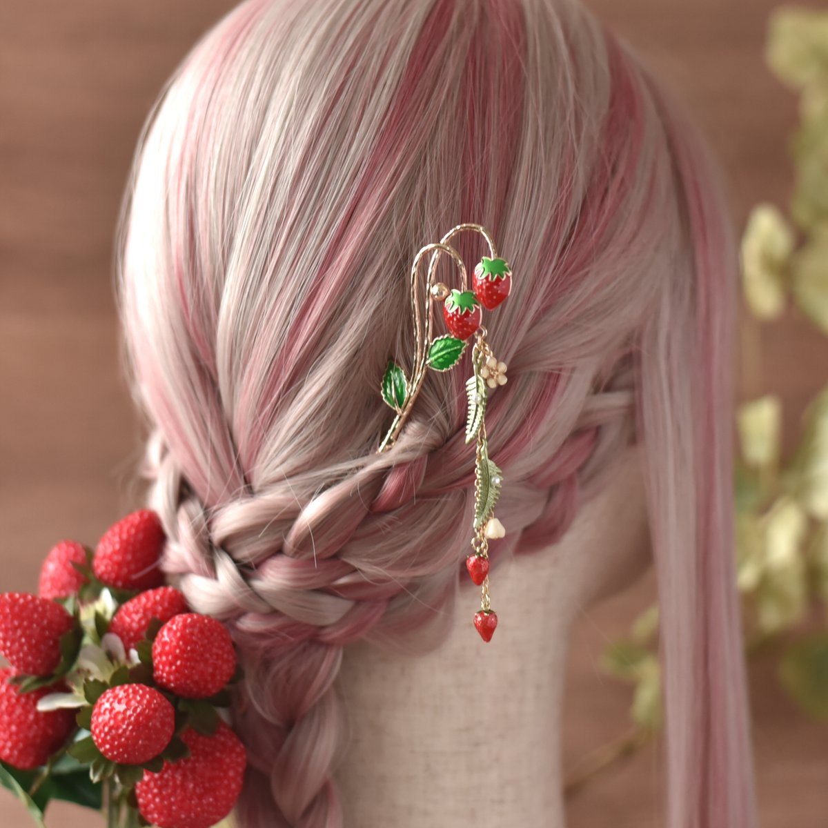 jyura_RM's tweet photo. 7/27⇒お題【#もぎたて果実の収穫祭 #365DIYtheme】
※スイカの日、果物モチーフオンリー

瑞々しい果実が、ごろごろ大集合っ🍉✨甘酸っぱい彩りも、ころんと可愛い形も、この季節だけの美味しそうな魅力が実っています🍓🍇

▶https://t.co/JssmekKjT3

#ハンドメイド好きさんと繋がりたい https://t.co/iBJoYDTul6