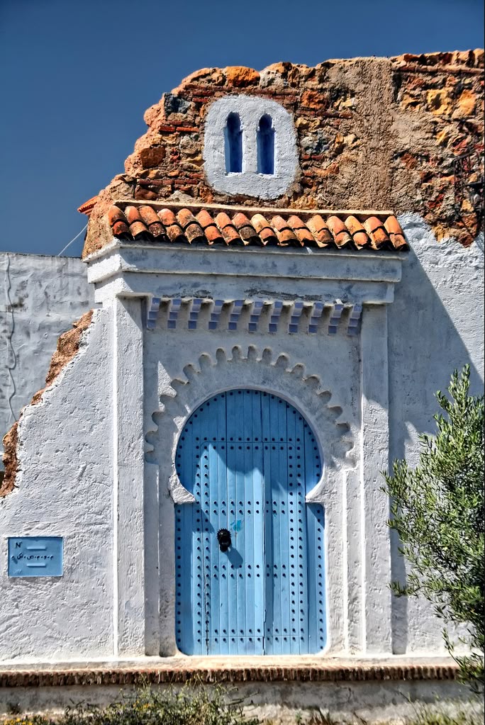 interiorsuckerr's tweet photo. Moroccan Doors✨ https://t.co/MewVz15fxJ