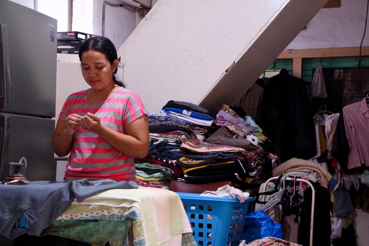 ILOAsiaPacific's tweet photo. After more than two decades of collaboration, #DomesticWorkers’ rights in Indonesia have moved from the margins to the national policy agenda. A story of sustained advocacy, partnership & progress towards stronger recognition and protection.
👉https://t.co/Fr3YRo2Wqb
#RatifyC189 https://t.co/5EcwsK3Qju