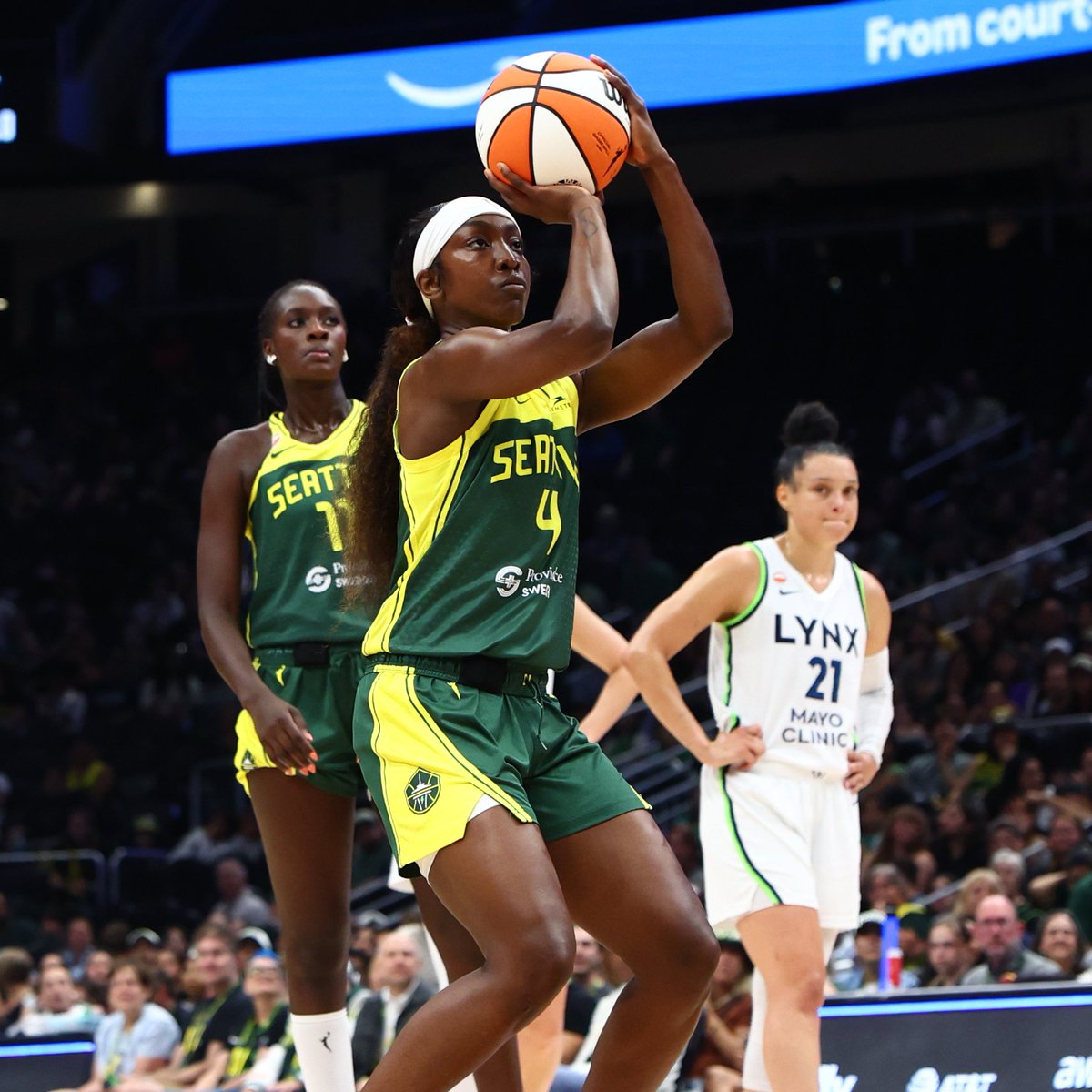 WNBA tweet media
