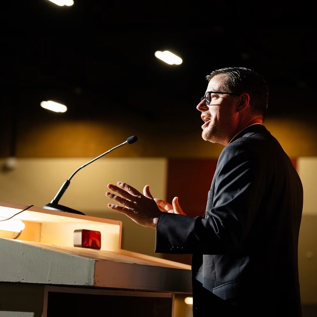 Not_The_LCMS's tweet photo. In today's convention essay, "Christ's Resurrection Changes Everything," the Rev. Dr. Thomas J. Egger, president of Concordia Seminary, St. Louis, reflects on the hope, certainty and new life won for us through the resurrection of Jesus Christ.
#ChristIsRisen #LCMSConvention https://t.co/522RLezdsw