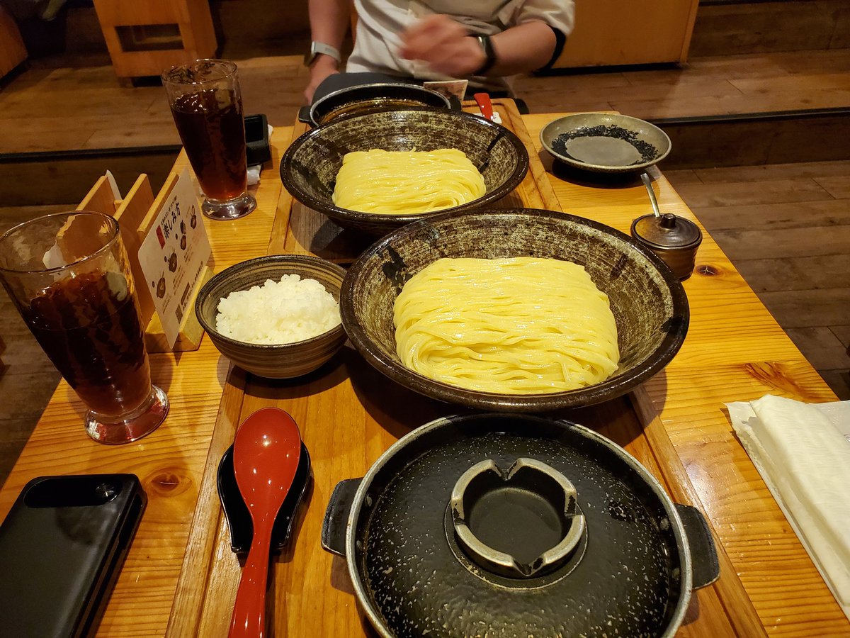 gunkatsu's tweet photo. 池袋近くまで来たのできょんさんと飯

元祖めんたい煮込みつけ麺
麺飯セット（麺600g） https://t.co/mklhy7HUcR