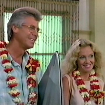 thetvmoviestory's tweet photo. Listen to our episode on PARENT TRAP: HAWAIIAN HONEYMOON!

The fourth entry in the Parent Trap franchise, where the British Twin has grown up, met Barry Bostwick (who has triplets), married him, and now are on a kooky Hawaiian trip (not Honeymoon)!

https://t.co/AYNTrUvUjO https://t.co/oF4oyDofbs