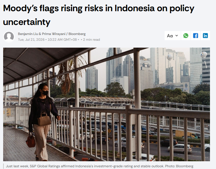 BakaBarakaStock's tweet photo. Moody’s semakin khawatir terhadap Indonesia ketidakpastian kebijakan dan risiko keberlanjutan fiskal.
Hal ini berdampak pada Risiko downside akan terus ada dalam 6–12 bulan ke depan.

Beberapa point pentingnya:
- Tekanan fiskal karena subsidi naik signifikan pasca perang Iran → membebani APBN tahun ini dan 2027.
-Arah kebijakan Presiden Prabowo Subianto, khususnya soal disiplin fiskal, independensi Bank Indonesia, dan semakin besarnya peran negara di berbagai sektor.
- PT Danantara Sumberdaya Indonesia (DSI) yang dibentuk pada Mei 2026, guna mengawasi ekspor sumber daya menambah ketidakpastian karena mandatnya belum jelas.
- Moody’s sedang memantau terkait cadangan devisa, kredibilitas kebijakan, kesehatan BUMN, dan tata kelola Danantara.

https://t.co/q30gCkGMRA

https://t.co/q30gCkGMRA

#moodys #ihsg #kebijakan