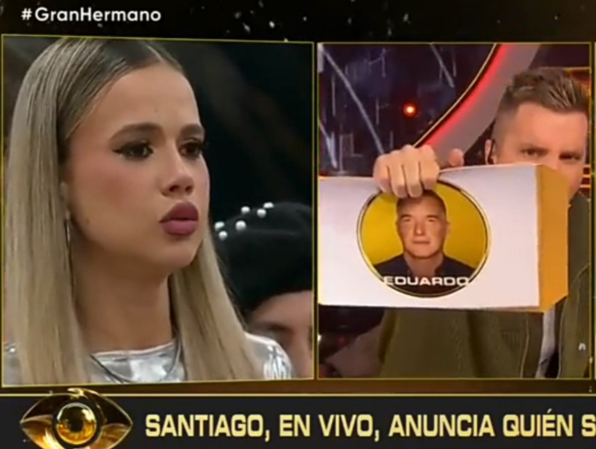 Lucycc008's tweet photo. Ellas sacaron a quienes algún día fueron sus aliados, pero decidieron convertirse en sus enemigos... y así terminaron. 

Cinzia sacó a Eduardo.
Sol sacó a Emanuel. Jugadorazas.🚬🐐

#GranHermano https://t.co/XKurNosnFi