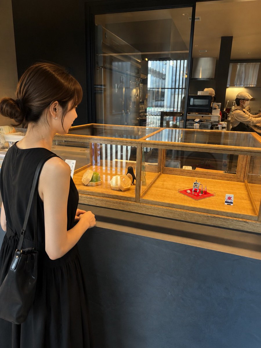 kyoto_simple's tweet photo. この夏に食べたい🍑✨
季節限定の白桃かき氷をいただいてきました😊

桃の甘さとふわふわ氷の組み合わせが最高でした🤍

詳しくはInstagramのリールで紹介しています📹

#京都 #京都グルメ #京都カフェ巡り #かき氷巡り #白桃スイーツ https://t.co/YTLeGYCs9I