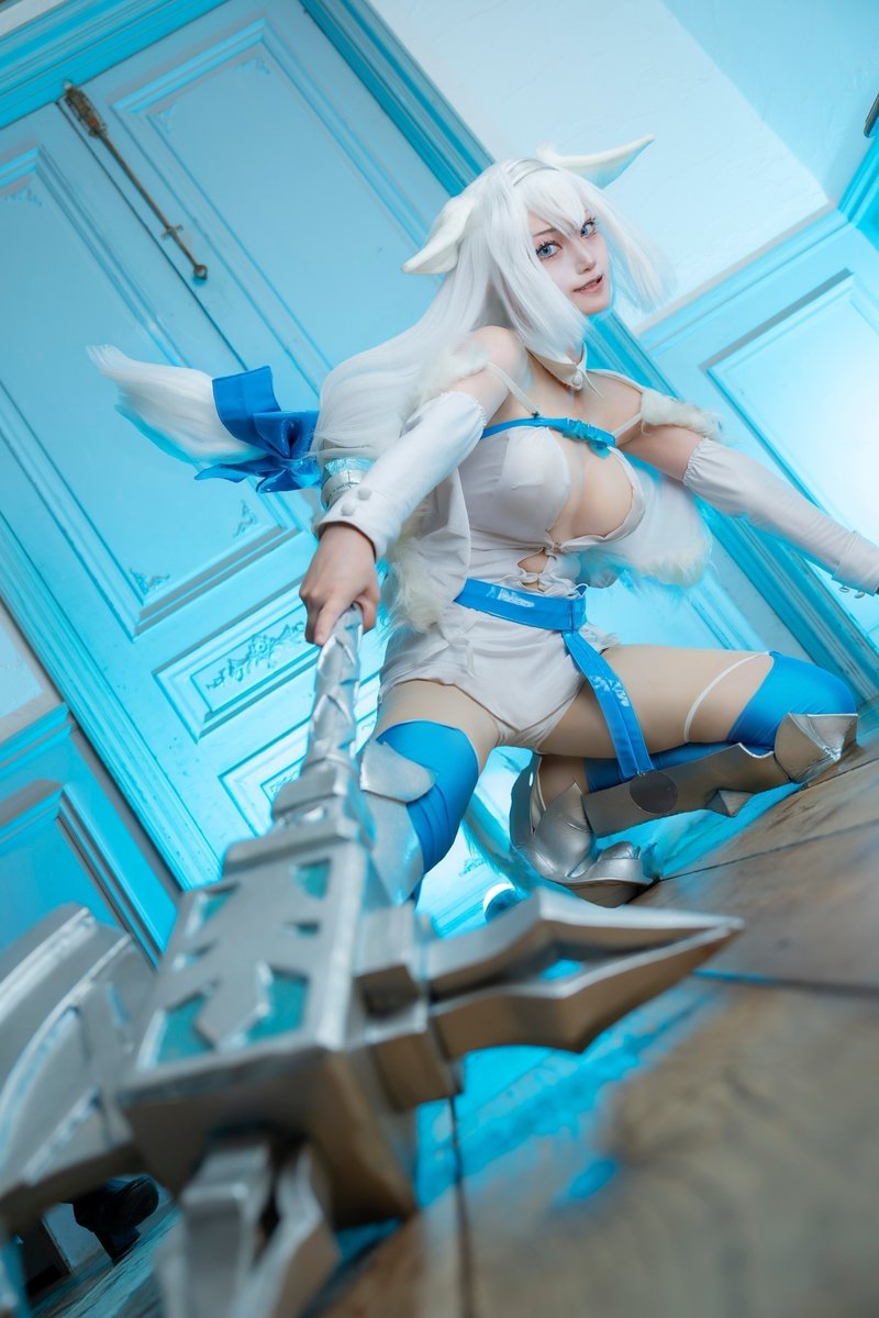 nama_cos's tweet photo. cos
Fate/Grand Order
ドブルイニャ・ニキチッチ

　ぶちのめせばいいんだな？
　できるぞ

#0719ハニコス
Photo:＠AockyFromJapan https://t.co/g9H9eAVD7h
