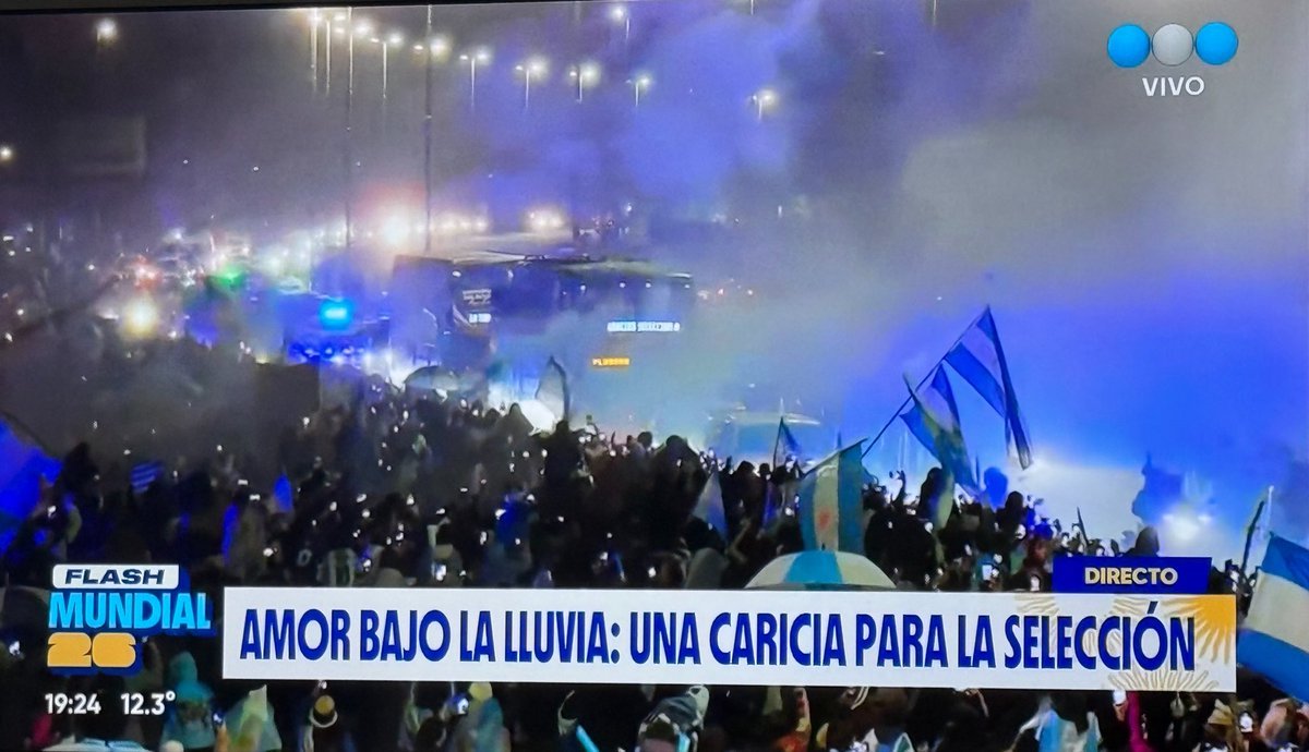 jdunkholic's tweet photo. argentina si no existieras te inventaría 🇦🇷 https://t.co/fWfnW7SCx6