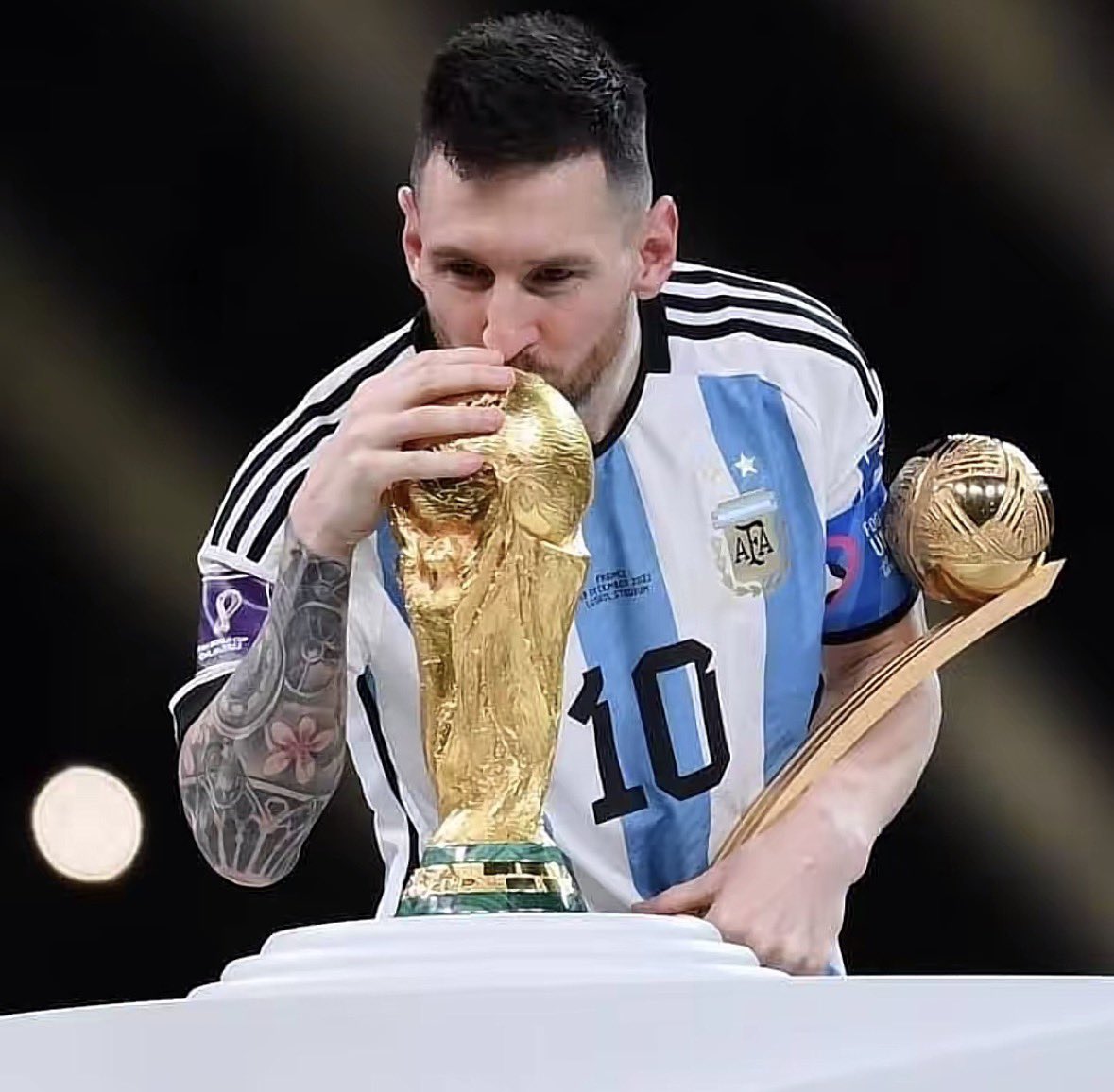 7isReal01's tweet photo. @teetalksunited We can’t banter with a flop like you 
Make your penaldo recreate this https://t.co/CbdcwCwxTY