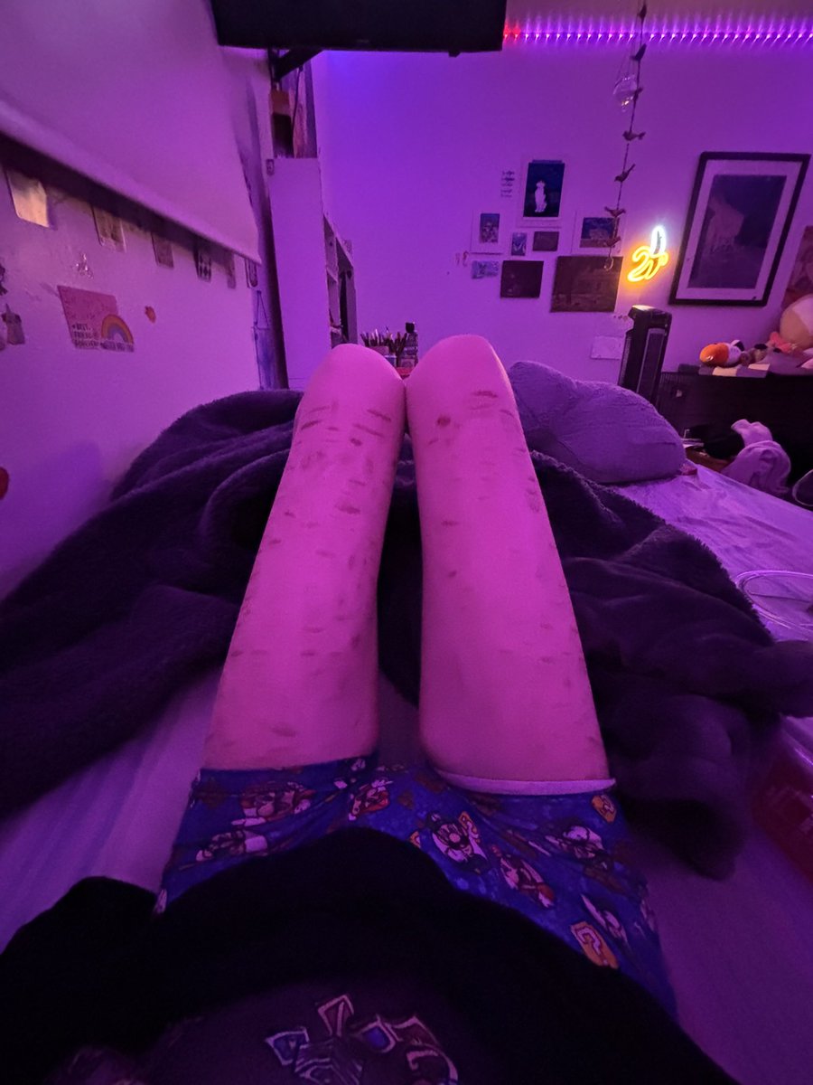 sam tweet media