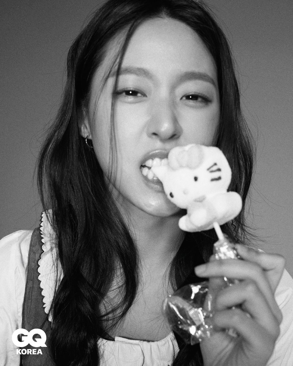 seolhyunhk's tweet photo. 260721 Seolhyun for GQ Korea 

Go like and comment 
👉🏼https://t.co/MKgW6UqVSI

Interview
👉🏼 https://t.co/EkfC2tCCm9설현-잘하고-싶었던-마음이-컸던-만큼-힘든-거야/

#Seolhyun #김설현 #설현 https://t.co/Qk7gWkSYQK