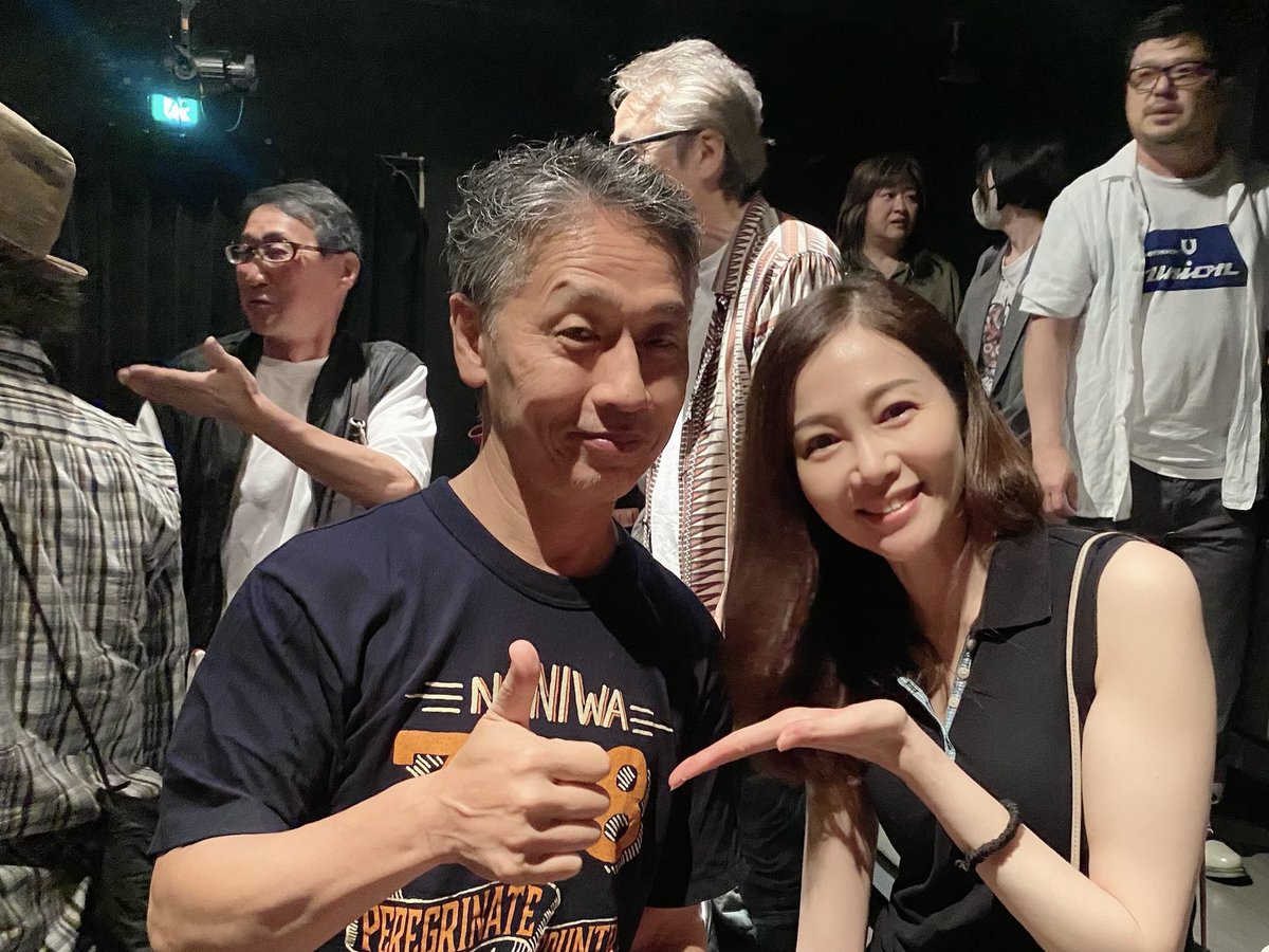 mamio555's tweet photo. 寺十吾さんご出演の深田ユミプロデュース「定や、定」を観劇。阿部定を語る定と腐れ縁の男Aを演じる寺十さん。凄かった。男の様々な性を露骨でありながら憎めない人間味溢れる演技で定に翻弄される一男として定を語る。定も性的でなく生的に清々しく描かれていて、違う人生でも逞しかっただろうなと。 https://t.co/d3IE0lRpSa