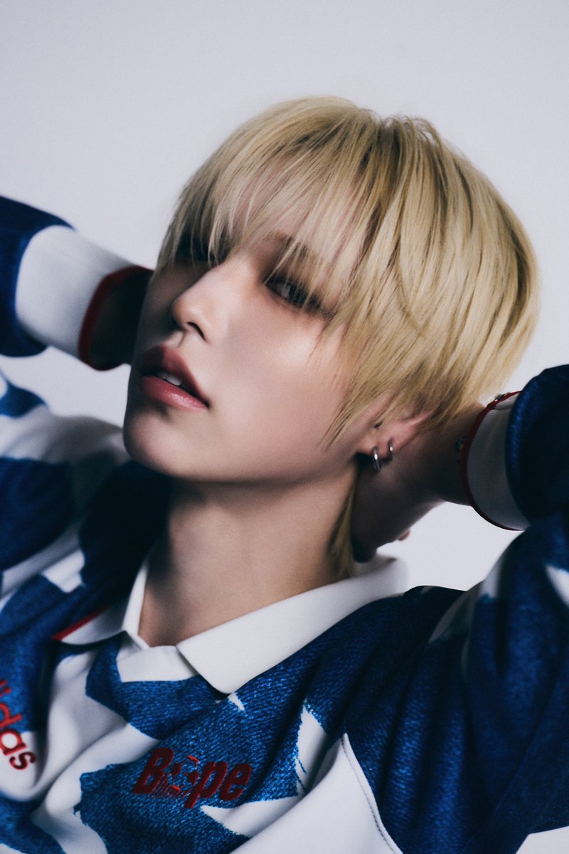 idntt_cosmo's tweet photo. THE KPOPWORLD DIGITAL COVER
WITH INDIVIDUAL PHOTOS OUT NOW

🔗 https://t.co/1duN1QhlYN

#idntt #아이덴티티
#Kids_Return #itsnotover https://t.co/LDTEVei7RF