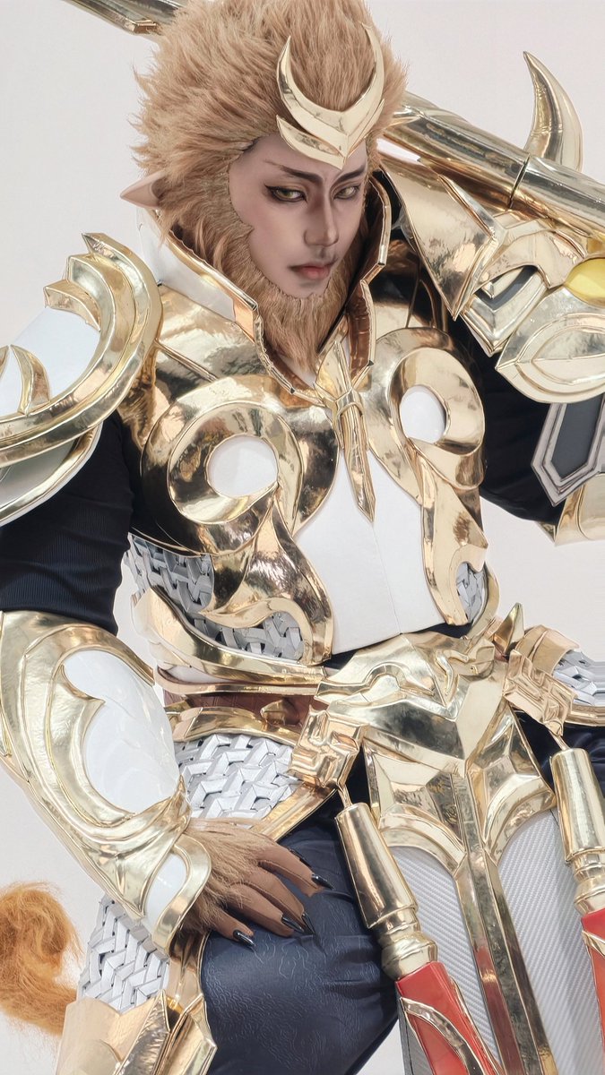 Crownscoser's tweet photo. WUKONG — ROV (Arena Of Valor) 

Cosplayer : @King_KT0914
Studio : 246 studio 

📷 Dachshund Phonephoto

— Tag —
#ROV #ROVCosplay #Garena #GarenaRov #liênquânmobile https://t.co/U8Kb81xz6V