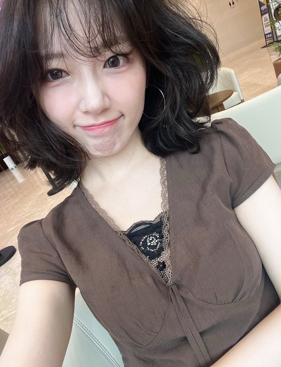 mxngxee's tweet photo. 260721 #이은재 인스타그램

#LeeEunjae #イウンジェ https://t.co/Ge0qQlnKxI