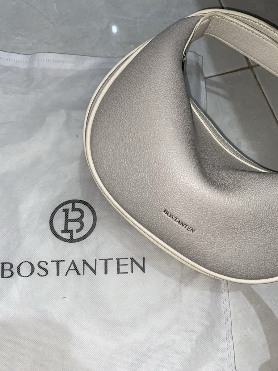 jasminechulo's tweet photo. wts preloved 

bostanten madeline bag 3in1 🩶

⭐️ like new (used 2 times)
⭐️ no minus 
⭐️ free dustbag
⭐️ ready 🍊

💵 price 75k nett https://t.co/V7ZiwWijIU