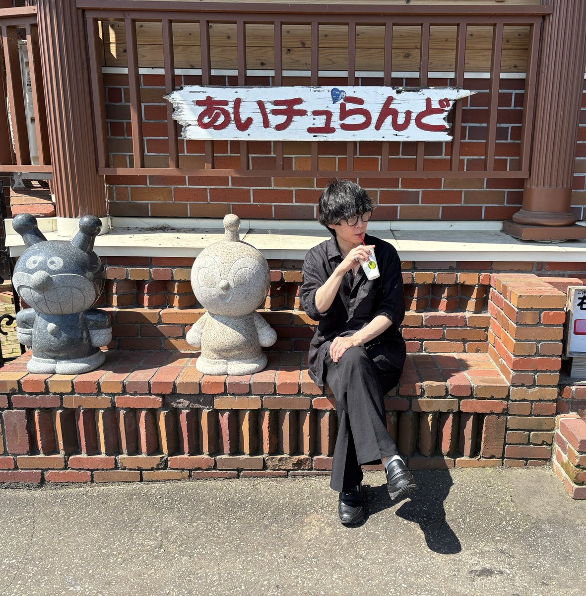hansamu1212's tweet photo. 美唄市でのブラダイ祭り、楽しかったです♪
横の女性に徐々に近寄ってナンパしようとしてる訳ではありません。 https://t.co/Iovaa0mqFs