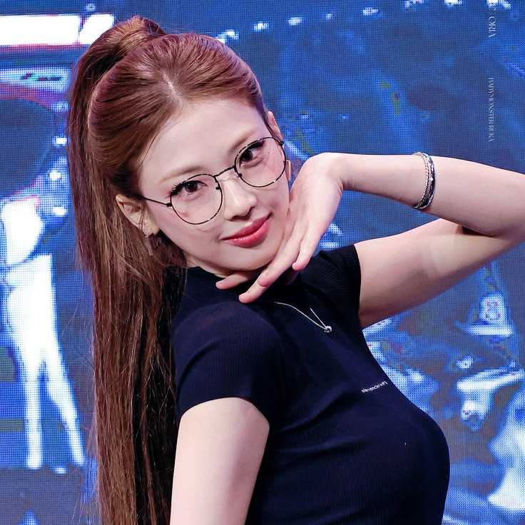루카 tweet media