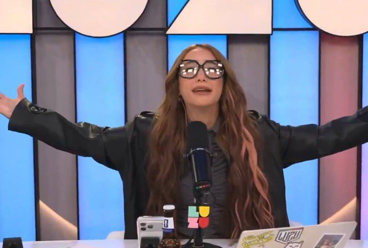 Fernand91181367's tweet photo. #nadiedicena #sefuelarga
#angelatorres y #teodelia
Dos que debutaron como conductores en LUZU hoy la rompieron ⚡⚡⚡⚡💥💥💥💥💥⚡💥💥 https://t.co/dLGDAKqkoQ