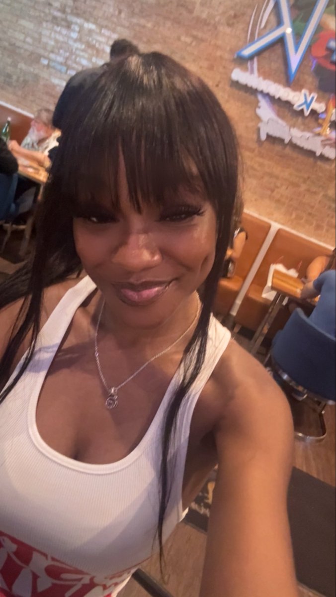 brisoraw's tweet photo. somewhere celebrating 💕. https://t.co/FLNo6ut9UF