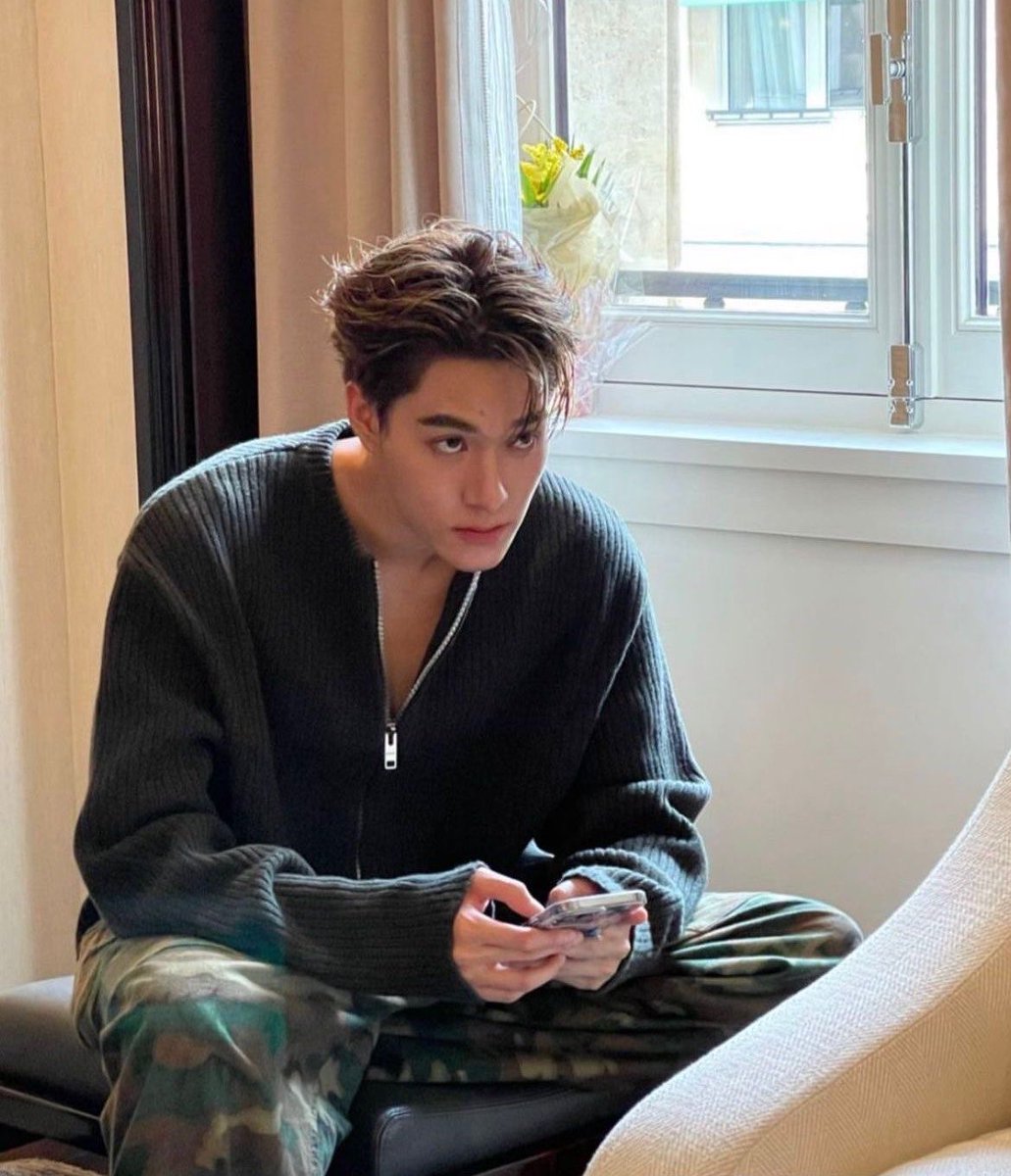 ddinosxur_'s tweet photo. ไหนลองหิรัญหมวย https://t.co/No6VX3PBFz