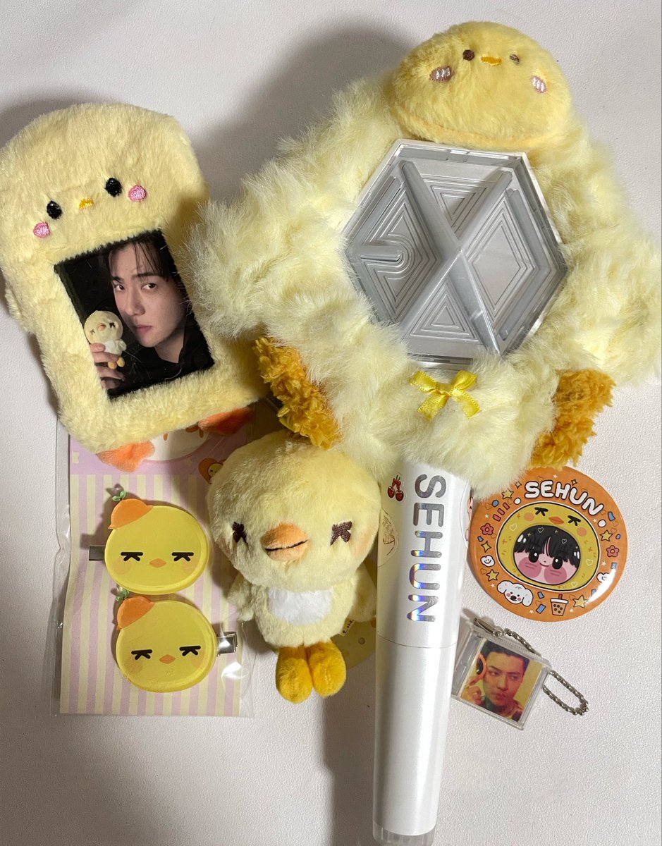overthehuns's tweet photo. อยากเปิดฟาร์มไก่ 🐥🧡✨ https://t.co/UGbigGunRP