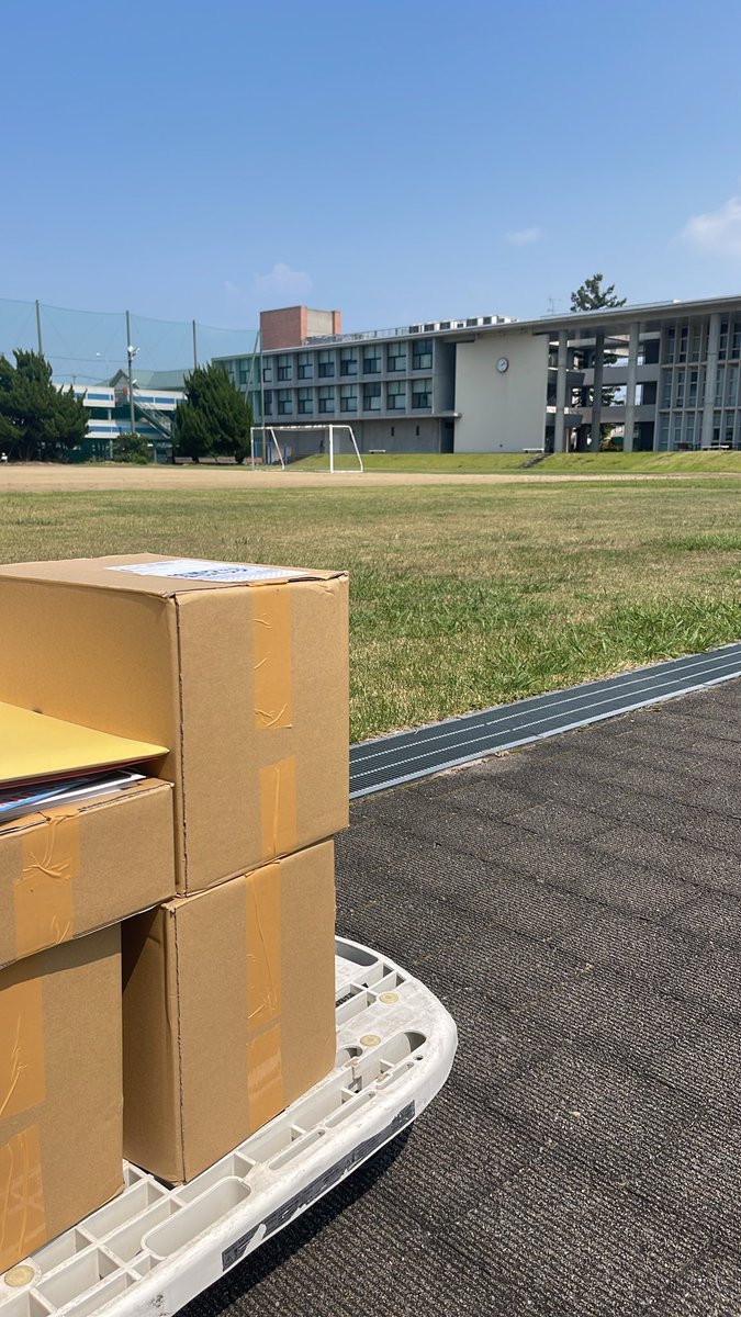 kodomohiroba's tweet photo. こどもひろば2026
むしのせかい

9月13日開催に向けてチラシが搬入されました。これから近隣市町や保育施設で配布します。
#こどもひろば
#四国学院大学 https://t.co/OfoKoF7qqY