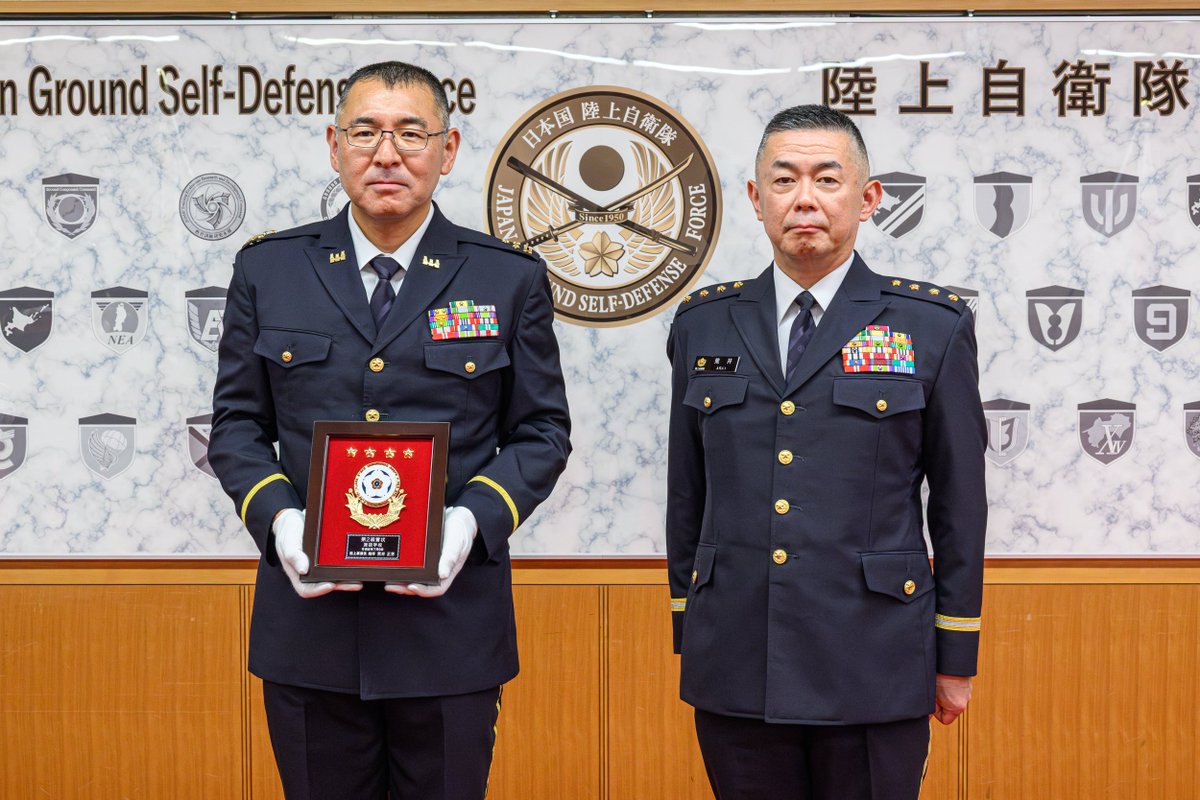 施設学校 は、市ヶ谷の陸上幕僚監部において、作戦基盤及び部隊隊員を