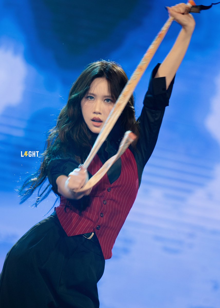 LIGHT100ST's tweet photo. Thought I was editing some magic trick show  @janeeeyeh

This was really cool😍

#janeyeh #เจนเย่  #JaneYehBirthdayTour2026inVietNam https://t.co/CyYLeFMGBH