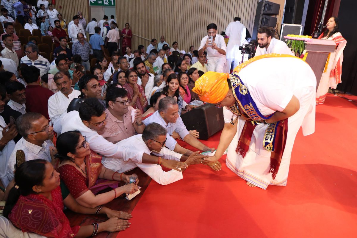 ShriguruPawanji's tweet photo. https://t.co/Ks1fEW6bIU