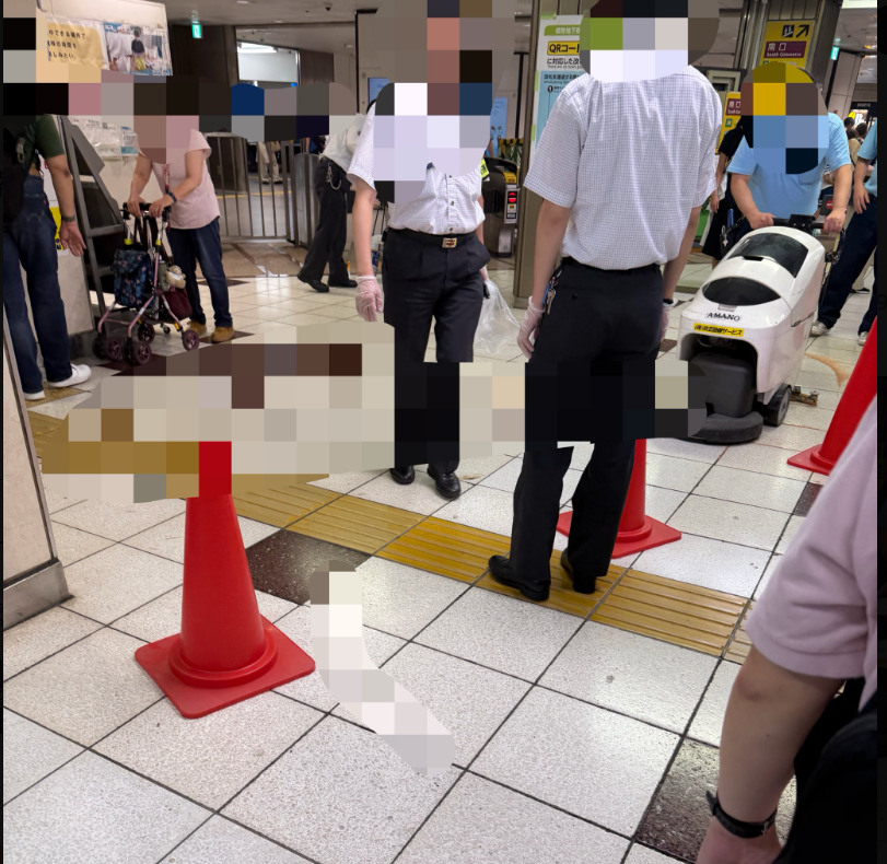 jmiomi735's tweet photo. 池袋で数日立て続いた、脱糞事件（池袋脱糞事件）相次ぐ悲しいニュース

高齢者の点滴のチューブの中に便を入れたナースが逮捕、
日本でこの事件が起こる前アメリカでも同様の事件が

幼児の点滴に便を入れ死亡させたとのこと

排泄使ってまで人を殺すって世界ってカオスかよ https://t.co/y5RpLD9paX