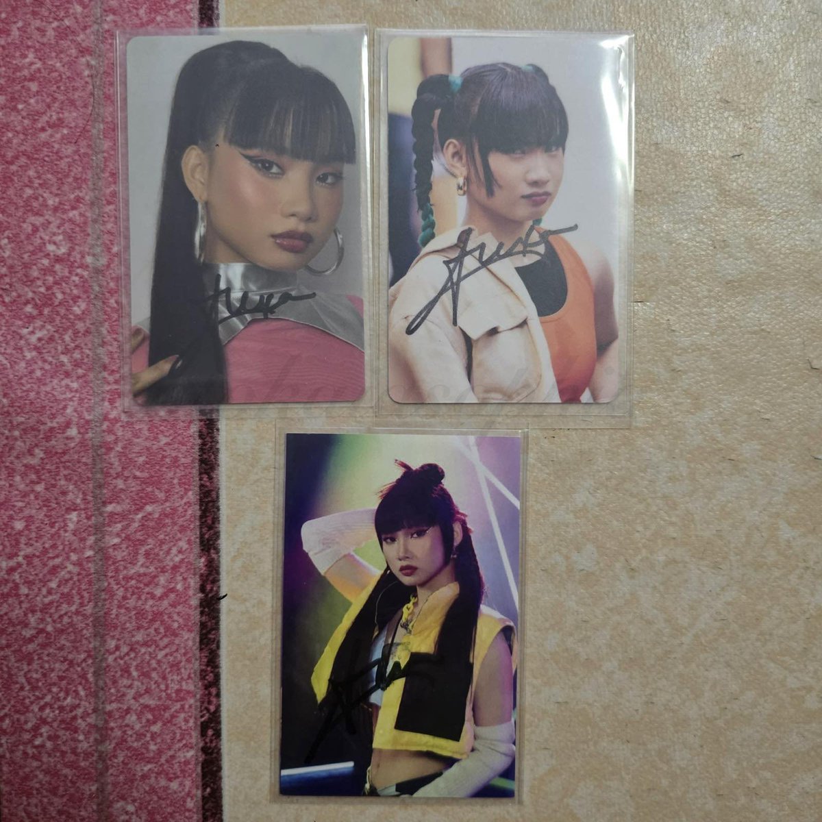 intokaiasophia's tweet photo. selling for a friend   

loc: laguna
mop: gcash
mod: jnt

tags: kaia angela charice alexa sophia charlotte https://t.co/a2iXYorFlD