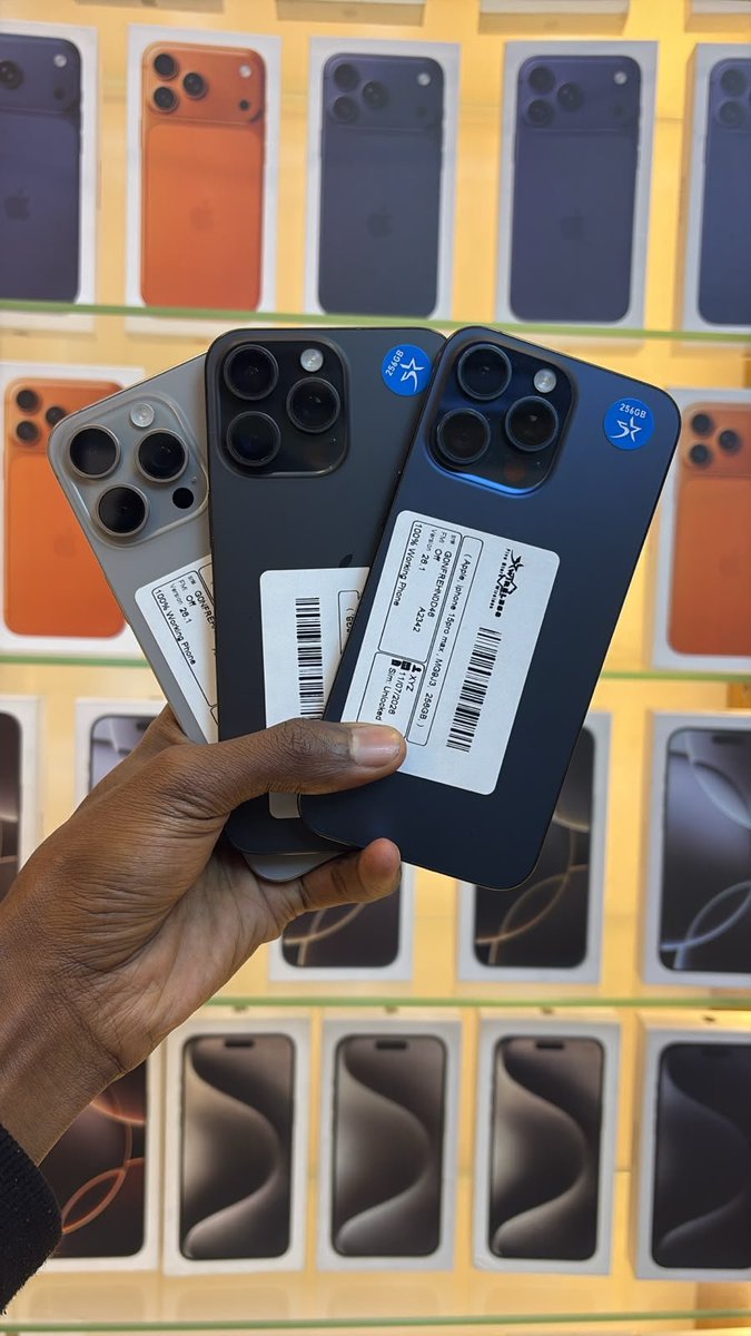 collo_skunky's tweet photo. 📱♠️WE SELL &amp; REPAIR PHONES♠️ 📱

⭐ What We Offer:
♦️ Brand New Smartphones
♦️ EX UK Phones – Tested &amp; Trusted
✅ All Phone Accessories Chargers, Cables,Earphones &amp; More
✅ Professional Phone Repairs
📌Location: Cookie house 1st floor shop 111
DM OR CALL..0741619610 https://t.co/pJfYyCz1kG