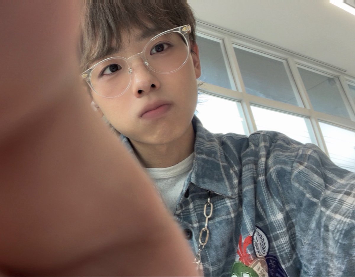 묘이 tweet media