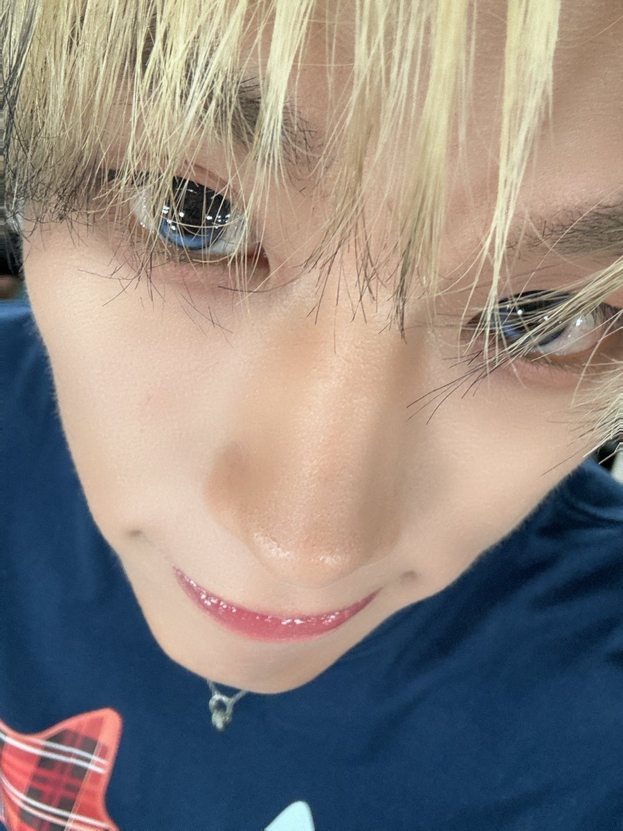 www_W3WAY's tweet photo. [📸]
냥🦊

#W3WAY #위웨이 #ウィーウェイ
#RYO #료 #リョウ https://t.co/xXldLaXmZM