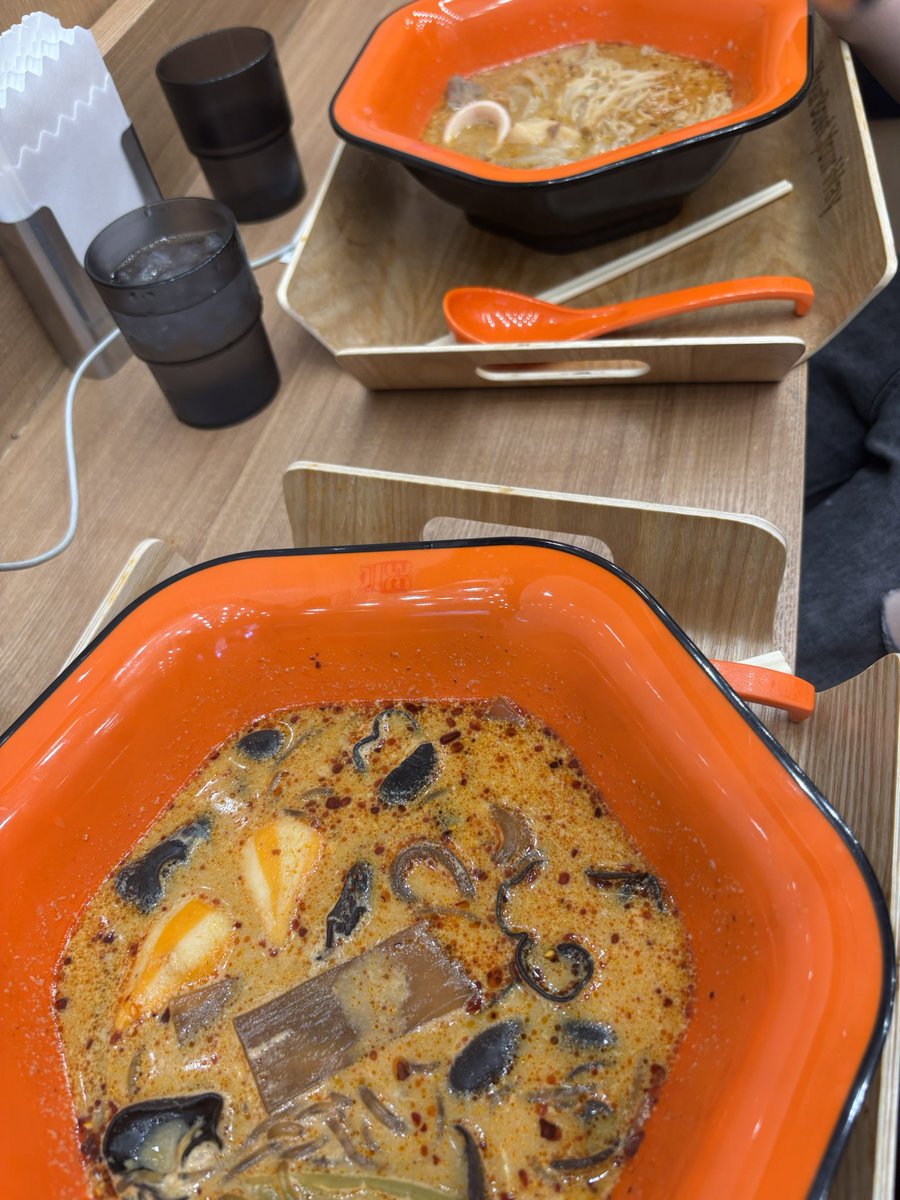 cococaferei's tweet photo. あいと麻辣湯食べに来た❤️

食べかけ写真じゃないのになんか食べかけ撮ってるみたい https://t.co/289mN1NYHW