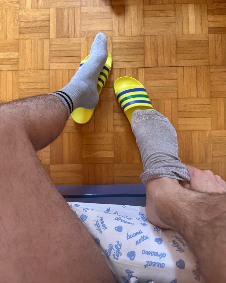 JustMeMatteo's tweet photo. E buongiorno 🖤 https://t.co/A3QBrqutZh