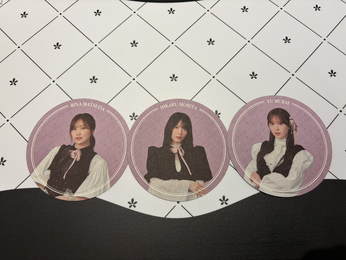 D57721246's tweet photo. 櫻坂46 トレ　櫻坂カフェ　グッズ
譲　コースター　森田、松田、村井
求　コースター　山下>守屋

本日都内で手渡し希望
今は新宿にいます https://t.co/REcQ3eUHTw