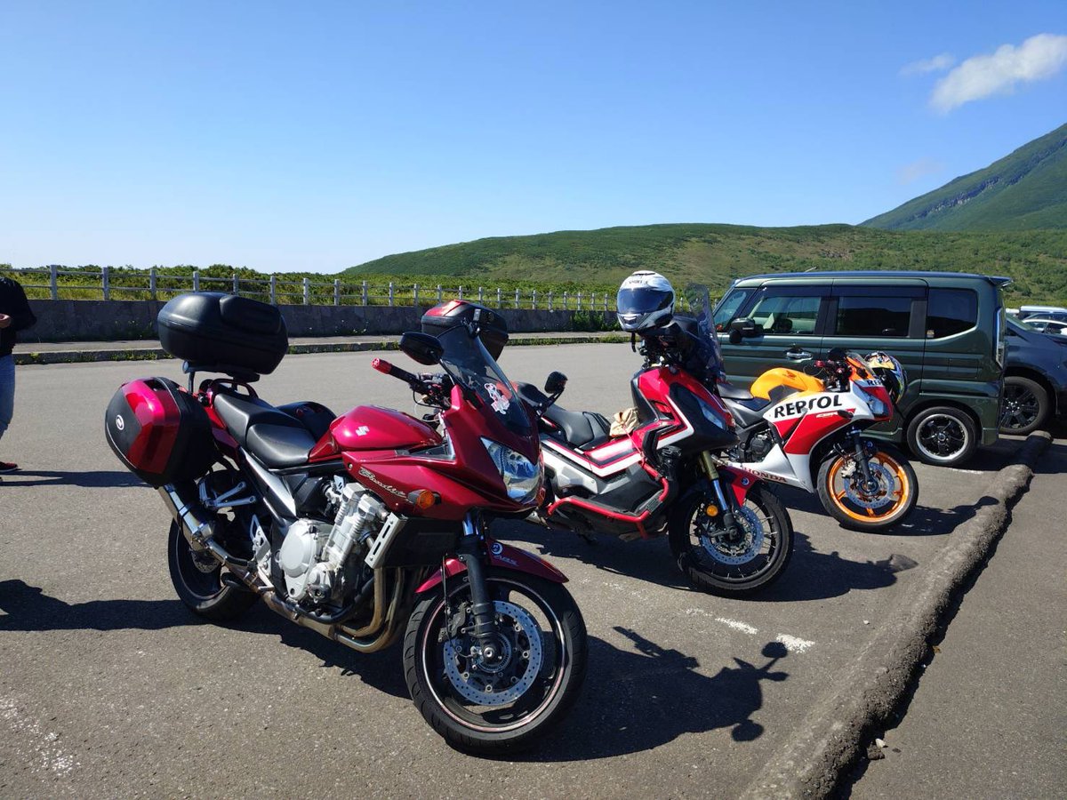 magurokai_06's tweet photo. 名古屋航路から上陸したメンバーは早速林道遊び。
根室出発組は納沙布岬から知床半島へ。

#鮪会
#北海道ツーリング https://t.co/ROHZoSkK1U