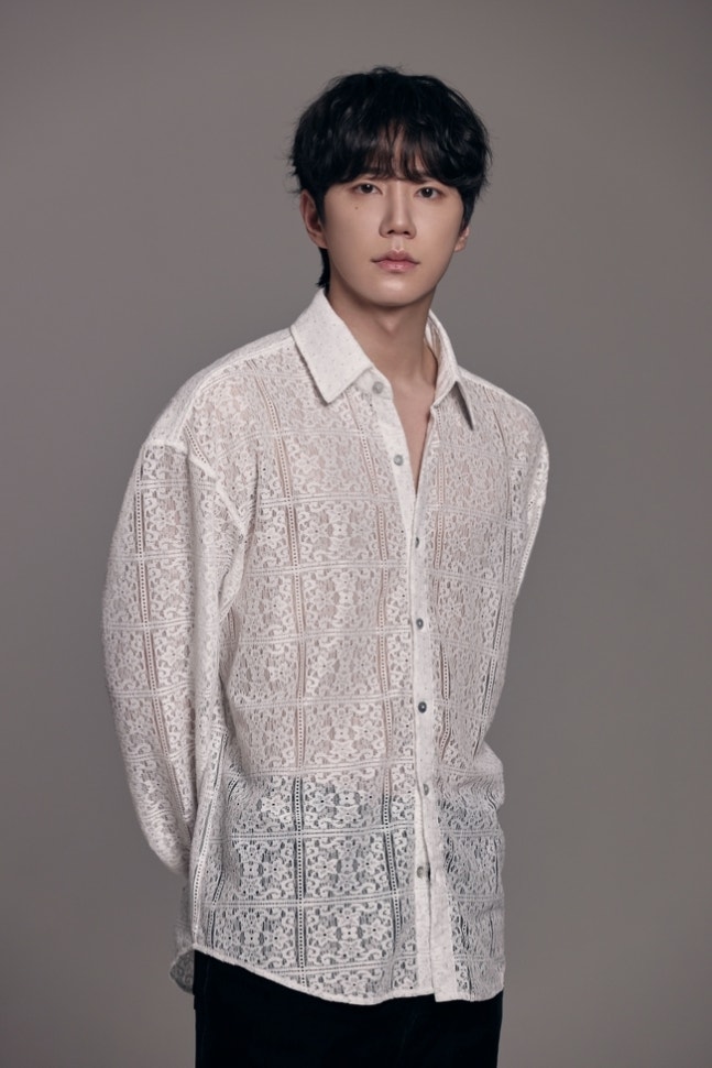 Kstyle_news's tweet photo. 【速報】イ・ジュニョン、本日軍隊へ

▼バリカンで自ら短髪に＆SUPER JUNIOR ヒチョルらとの記念ショットも
https://t.co/D4k3DeVAZA https://t.co/72NEGfvioL