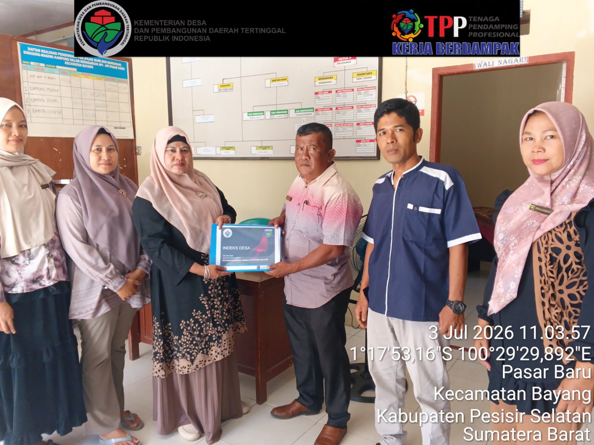 BatarSabar's tweet photo. Terimakasih kepada Wali nagari yang telah bekerjasama untuk melakukan pengifutan indeks Desa untuk tahun 2026 semoga nagari kedepannya lebih maju dan semakin sukses 
@prabowo 
@YandriSusanto 
@tppkemendes 
@tpp_simalungun https://t.co/SdJE8GyKHF