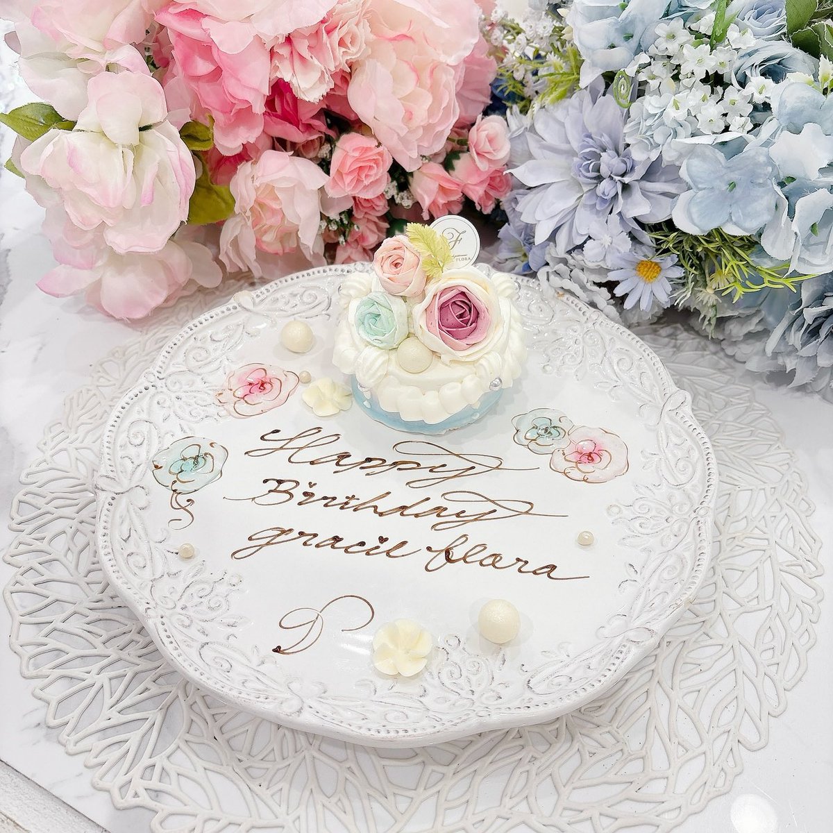 gracilflora's tweet photo. こんなに可愛いお祝いプレートがあるのは
神戸にあるGRACIL FLORAです𖧷 ⁺. https://t.co/RWug2APFjB