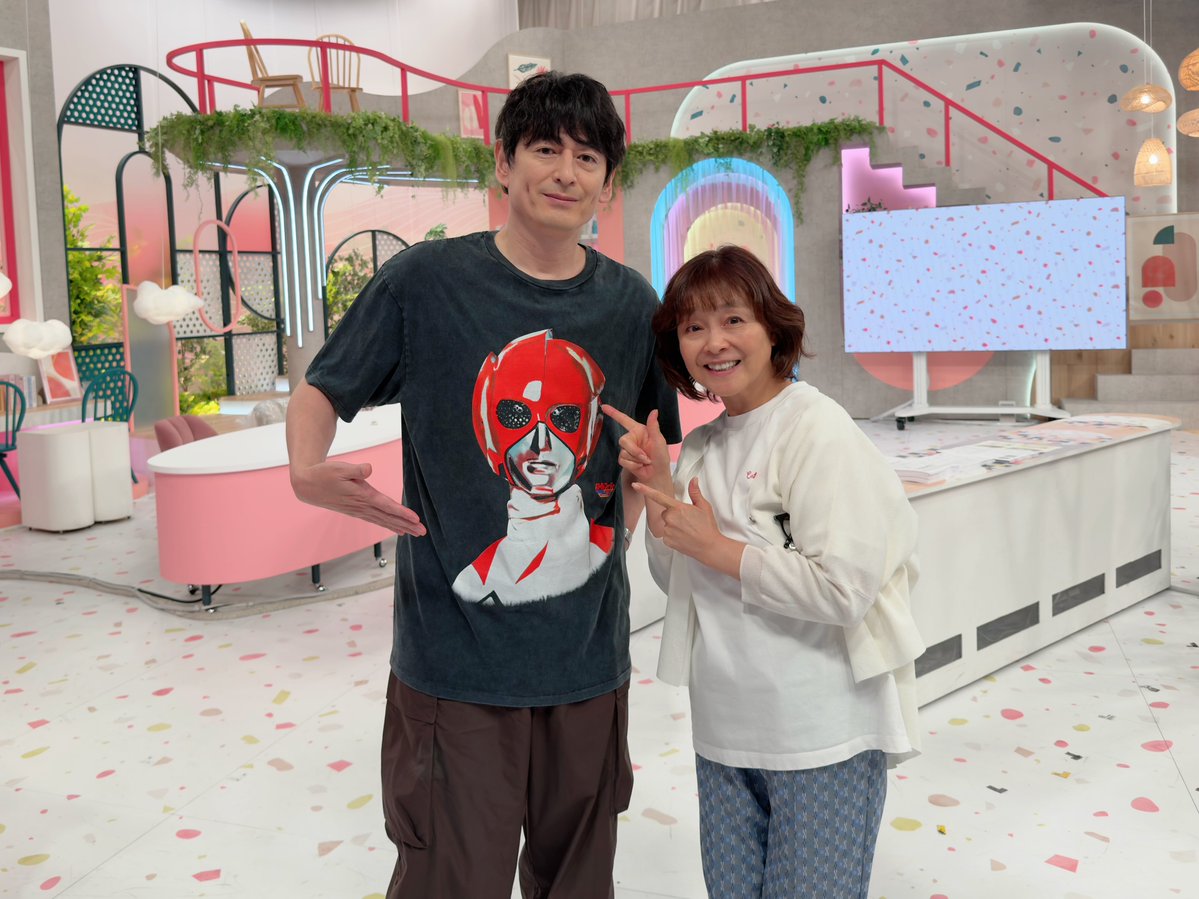 nonko_hidaka531's tweet photo. 今朝の #あさイチ、なんと！😳
大吉さんが #バトルフィーバーJ のTシャツを着て来ていました✨✨
バトルジャパンに久しぶりに会えました😂笑
嬉しい〜っ❣️ https://t.co/BmHRSDiMfp