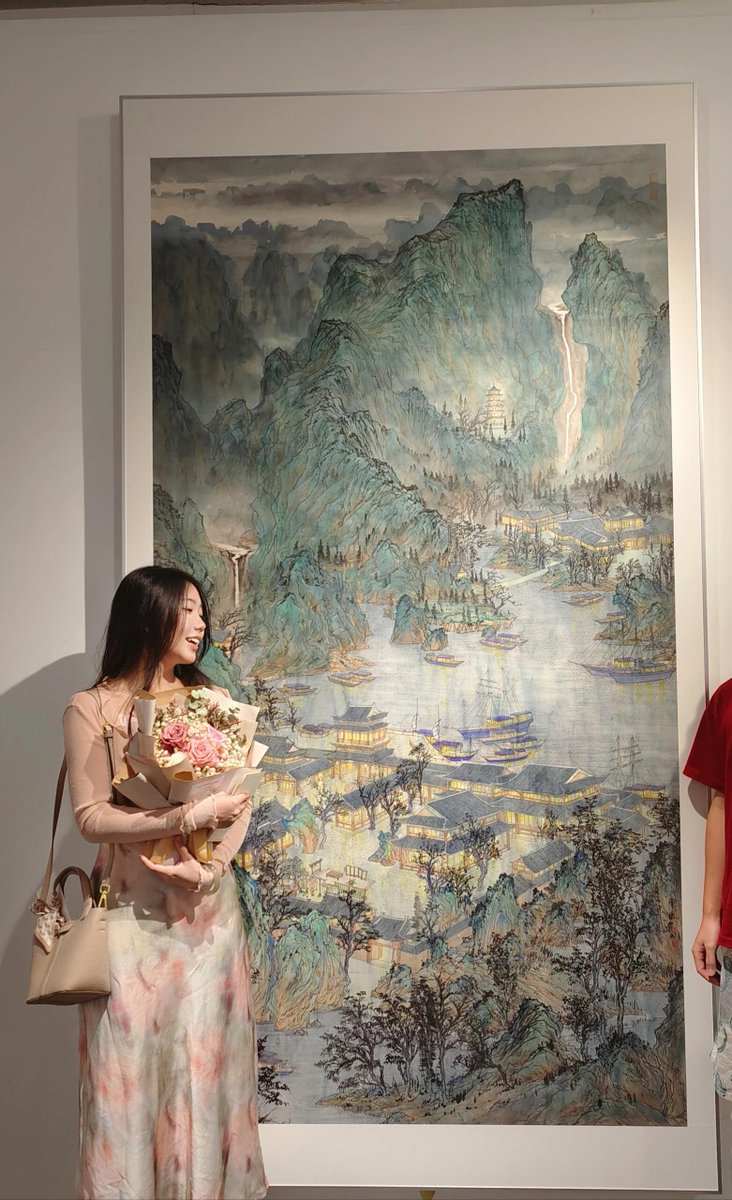 TracyEva612281's tweet photo. Exploring the vibrant ink art exhibition at the city’s hidden gallery this weekend—brush strokes that tell quiet stories, every piece feels like a warm conversation with creativity https://t.co/HO4cOQIxsm