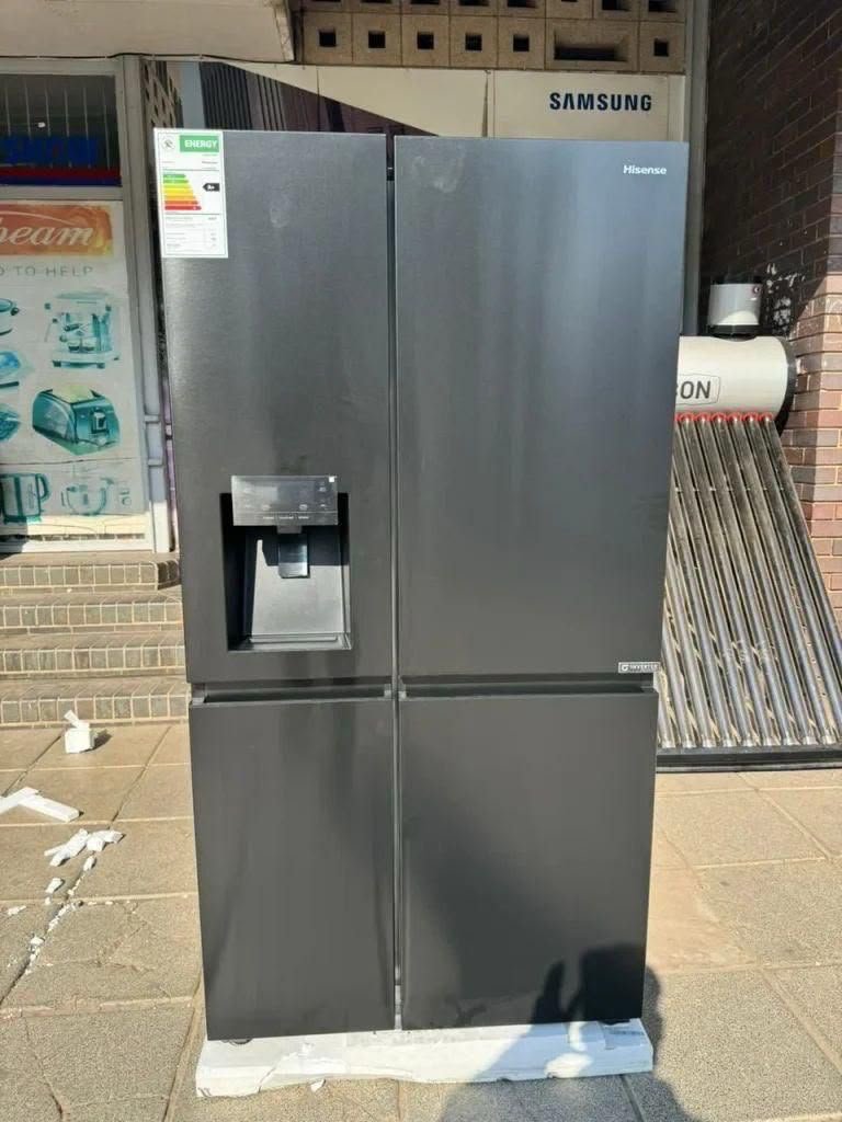 Noedson_tz's tweet photo. Hisense fridge 🔥🔥🙌

🔸Capacity: 631L
🔸ice and water dispenser 
🔸Total no frost
🔸Touch electronic control 
🔸WiFi +App
🔸multi airflow 
🔸Inverter compressor 

Price: 3,230,000/= https://t.co/zjqijEaq9j