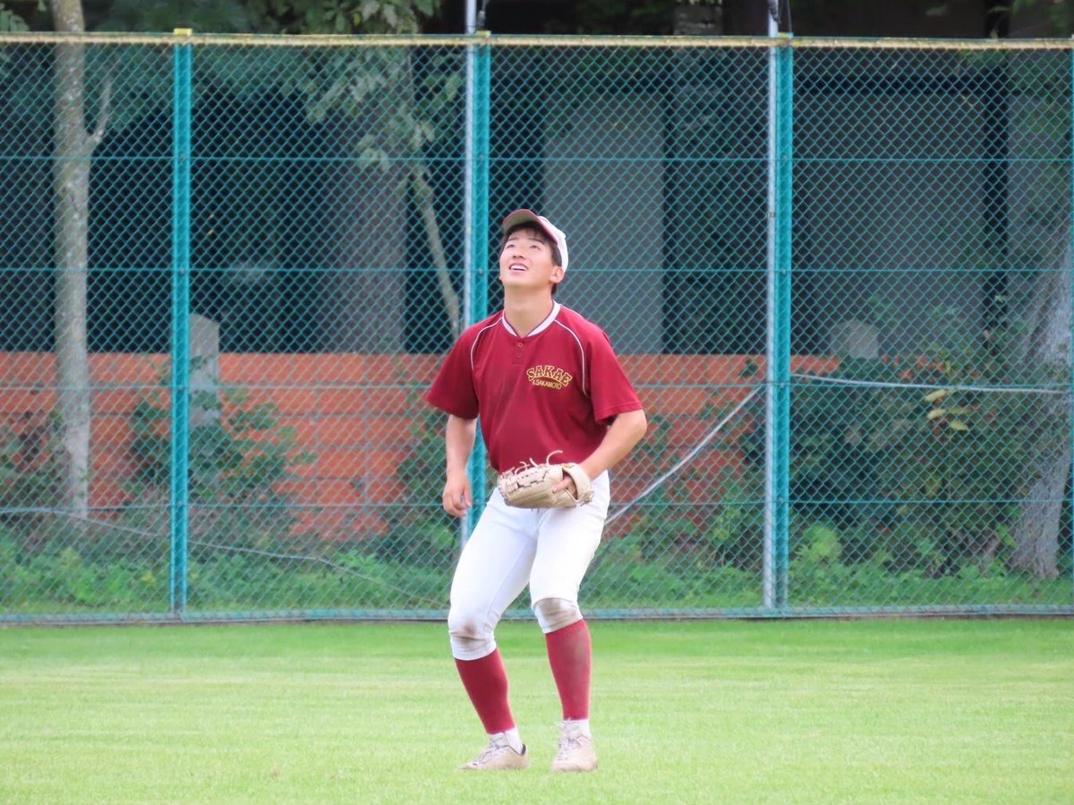 muro89baseball's tweet photo. 【新入生紹介】

①1年、坂本晃基
②室蘭栄
③外野
④「翔けろ」
⑤勝負強いバッティング
⑥試合に出る
お願いします

①学年、名前、背番号
②出身校
③ポジション
④座右の銘
⑤チャームポイント
⑥これからの意気込み

＃室蘭工業大学　＃室工大　＃室蘭栄高校 https://t.co/8KCCNDyRcG