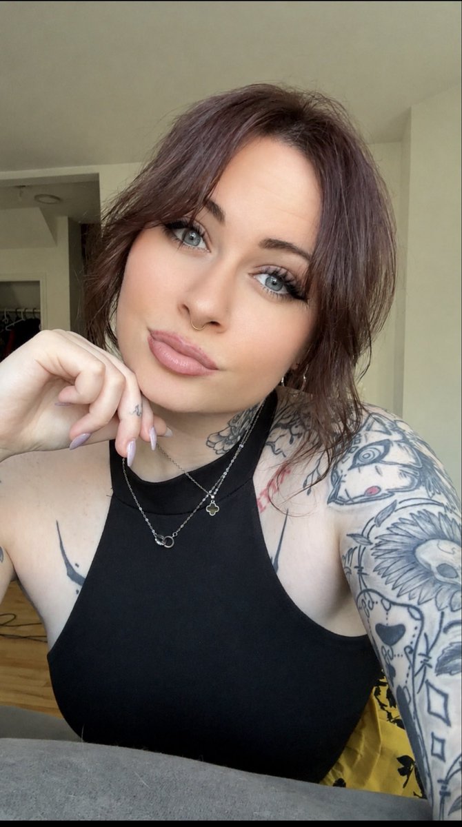 Phinxx tweet media