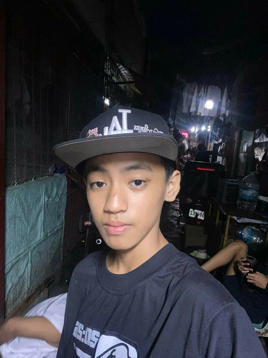 miguelsobadd's tweet photo. balik lg tas dm monaden tg ko😅 https://t.co/ZzwpKFJJfd